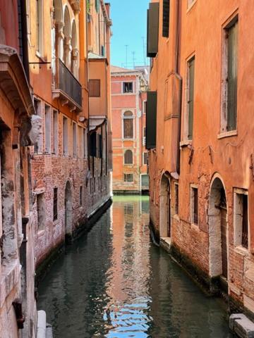 San Marco Apartment With Canal View Venice Exterior photo
